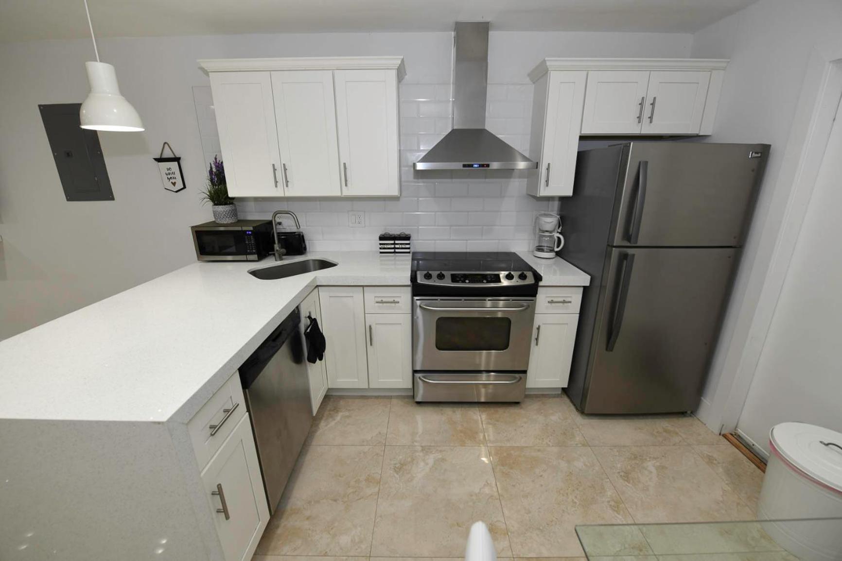 N61 Apartment Hollywood Exterior photo